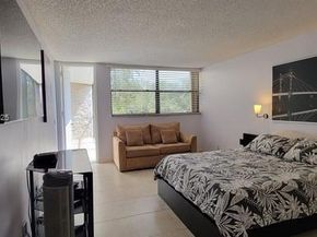 16175 Golf Club Rd 308, Weston FL 33326