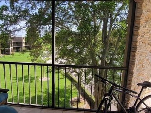 16175 Golf Club Rd 308, Weston FL 33326