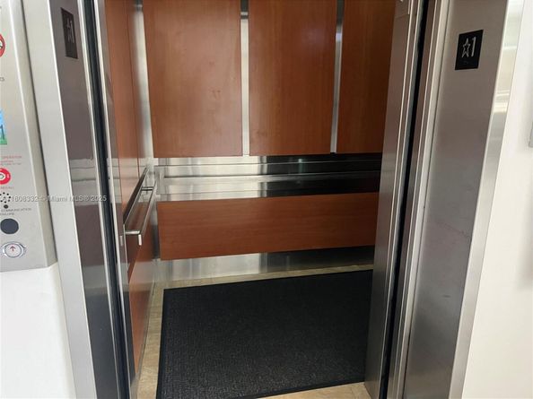 16175 Golf Club Rd 308, Weston FL 33326