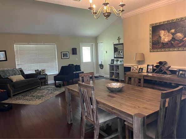 5217 SW 87th Ave, Cooper City FL 33328