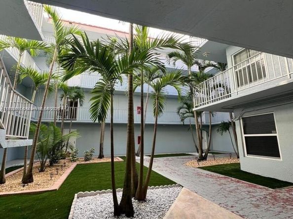 405 S Pine Island Rd 401D, Plantation FL 33324