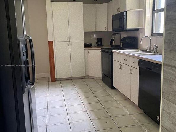 10350 SW 167th St, Miami FL 33157