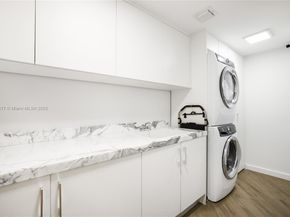 330 Sunny Isles Blvd 52403, Sunny Isles Beach FL 33160