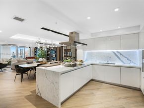 330 Sunny Isles Blvd 52403, Sunny Isles Beach FL 33160