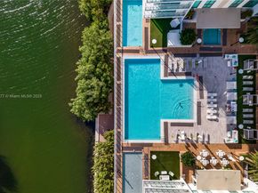 330 Sunny Isles Blvd 52403, Sunny Isles Beach FL 33160