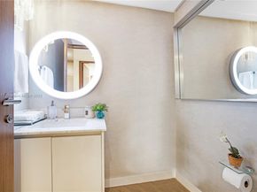 330 Sunny Isles Blvd 52403, Sunny Isles Beach FL 33160