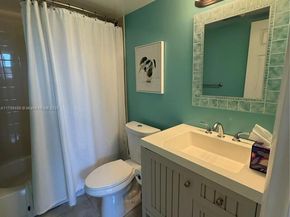 400 SE 10th St 214, Deerfield Beach FL 33441