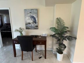 400 SE 10th St 214, Deerfield Beach FL 33441