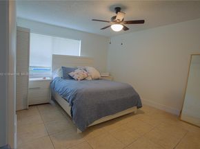 11201 SW 13th St 101, Pembroke Pines FL 33025