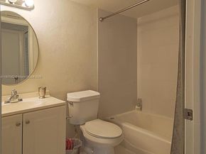 11201 SW 13th St 101, Pembroke Pines FL 33025