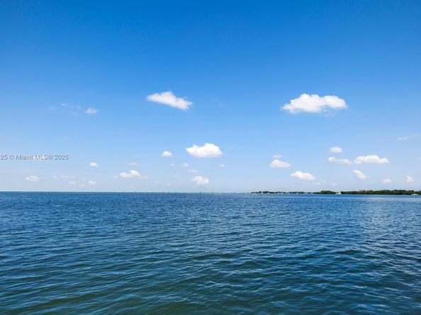 1840 S Bayshore Ln, Miami FL 33133