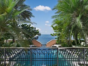 1840 S Bayshore Ln, Miami FL 33133