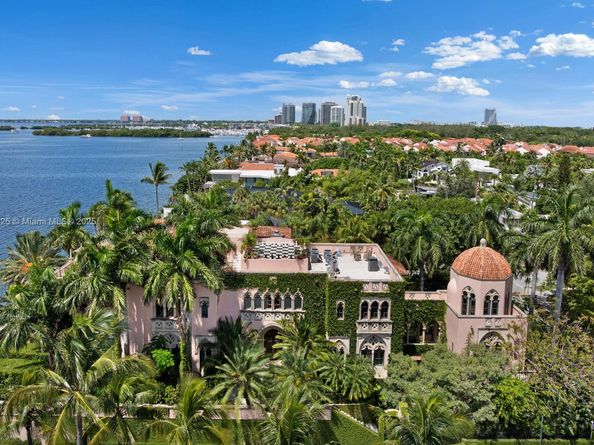 1840 S Bayshore Ln, Miami FL 33133