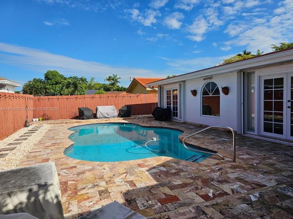 1232 SW 132nd Ct, Miami FL 33184