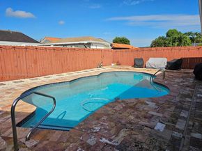 1232 SW 132nd Ct, Miami FL 33184