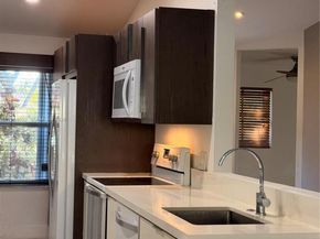 4309 Pine Ridge Ct, Weston FL 33331