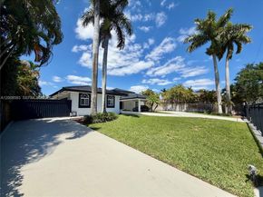 13431 SW 32nd St, Miami FL 33175