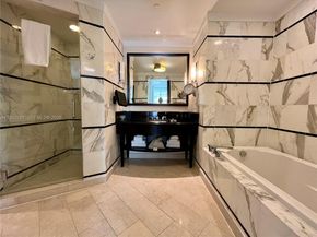 4391 Collins Ave 419, Miami Beach FL 33140