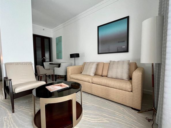 4391 Collins Ave 419, Miami Beach FL 33140