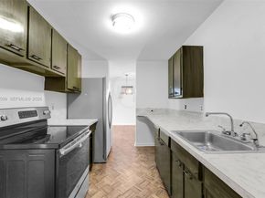 11401 SW 57th St, Miami FL 33173