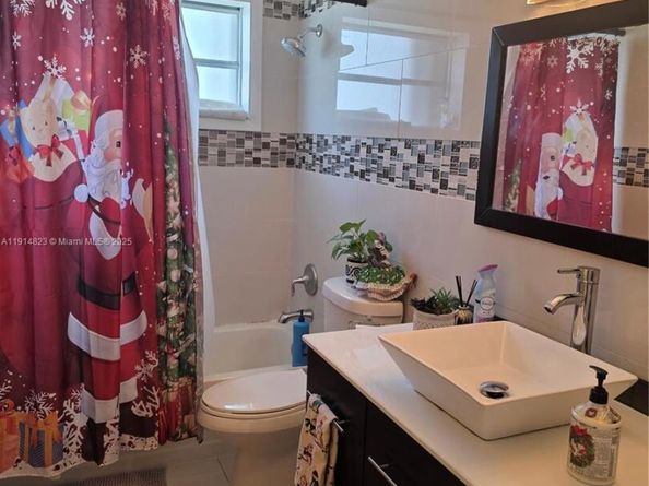 7917 Tropicana St, Miramar FL 33023