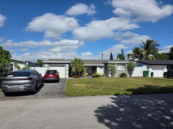 7917 Tropicana St, Miramar FL 33023