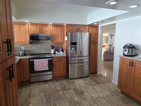 7917 Tropicana St, Miramar FL 33023