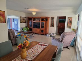 7917 Tropicana St, Miramar FL 33023