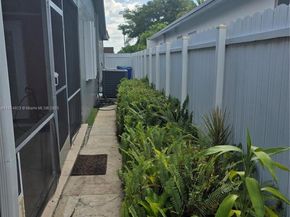 7917 Tropicana St, Miramar FL 33023