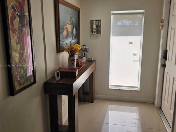 7917 Tropicana St, Miramar FL 33023