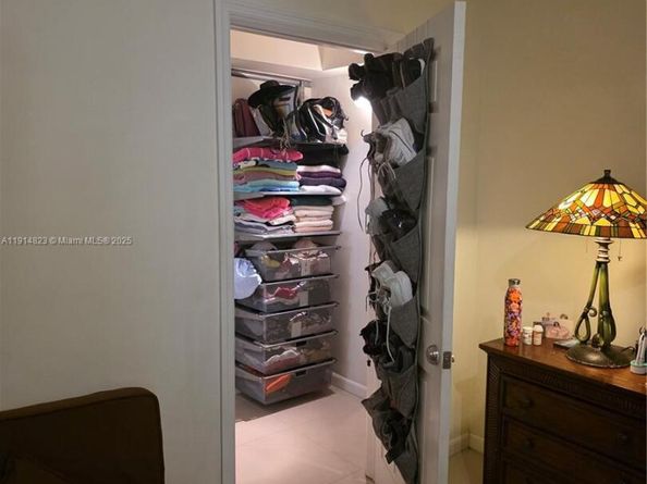 7917 Tropicana St, Miramar FL 33023