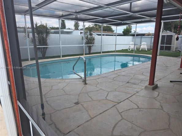 7917 Tropicana St, Miramar FL 33023