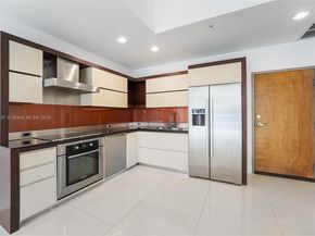 2100 Park Ave 108, Miami Beach FL 33139