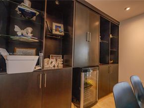 Undisclosed Address #A11965380, Miami FL 33130