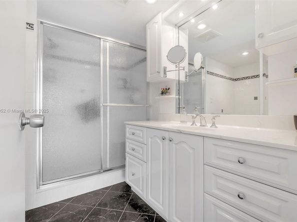 3750 Galt Ocean Dr 2004, Fort Lauderdale FL 33308