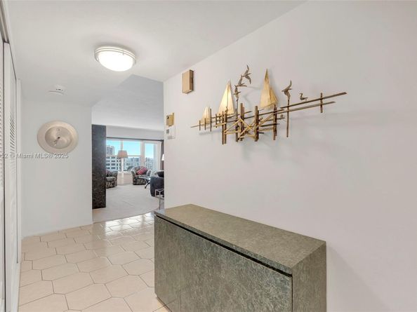3750 Galt Ocean Dr 2004, Fort Lauderdale FL 33308