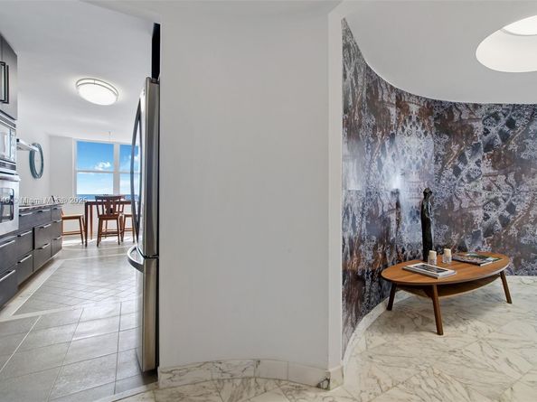 2751 S Ocean Dr 505N, Hollywood FL 33019