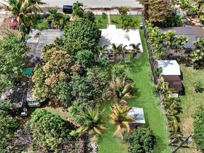 105 NW 7th Ave, Homestead FL 33030