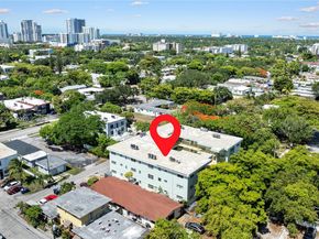 2031 Dewey St 302, Hollywood FL 33020