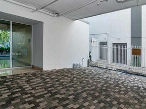 1658 Bay Rd 505, Miami Beach FL 33139