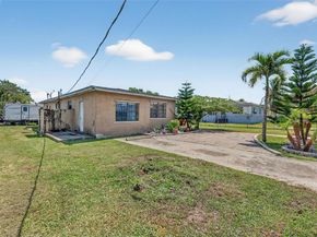 26672 SW 137th Ct, Miami FL 33032