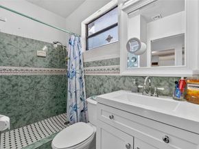 26672 SW 137th Ct, Miami FL 33032