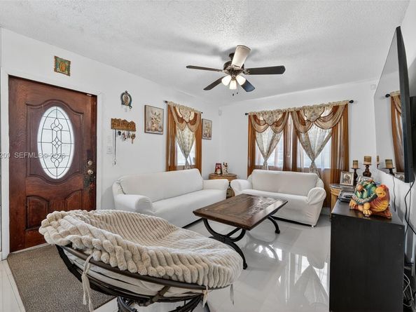 26672 SW 137th Ct, Miami FL 33032