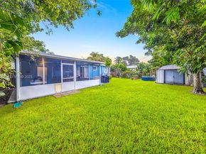 2506 Mayo St, Hollywood FL 33020