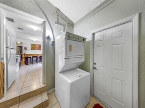 2506 Mayo St, Hollywood FL 33020