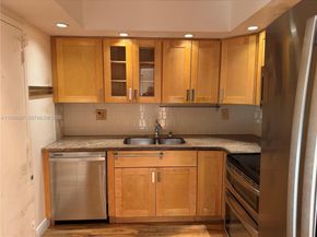 600 Three Islands Blvd 1008, Hallandale Beach FL 33009