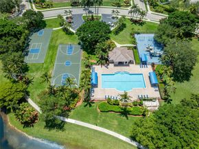 1127 Hidden Valley Way, Weston FL 33327