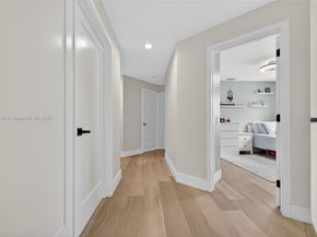 1127 Hidden Valley Way, Weston FL 33327