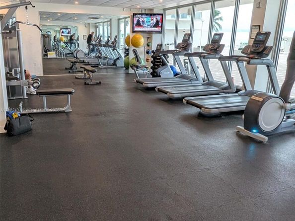 5701 Collins Ave 1105, Miami Beach FL 33140