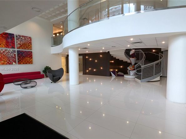 5701 Collins Ave 1105, Miami Beach FL 33140
